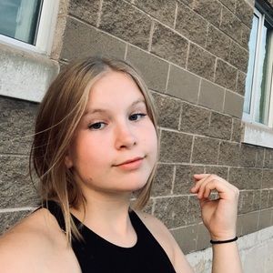 Meet your Posher, Abby